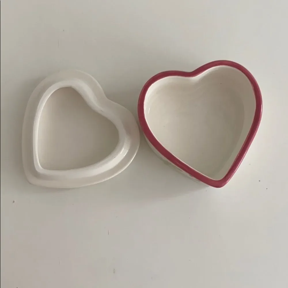 Inspirado Stonelite Heart Jewlery Box